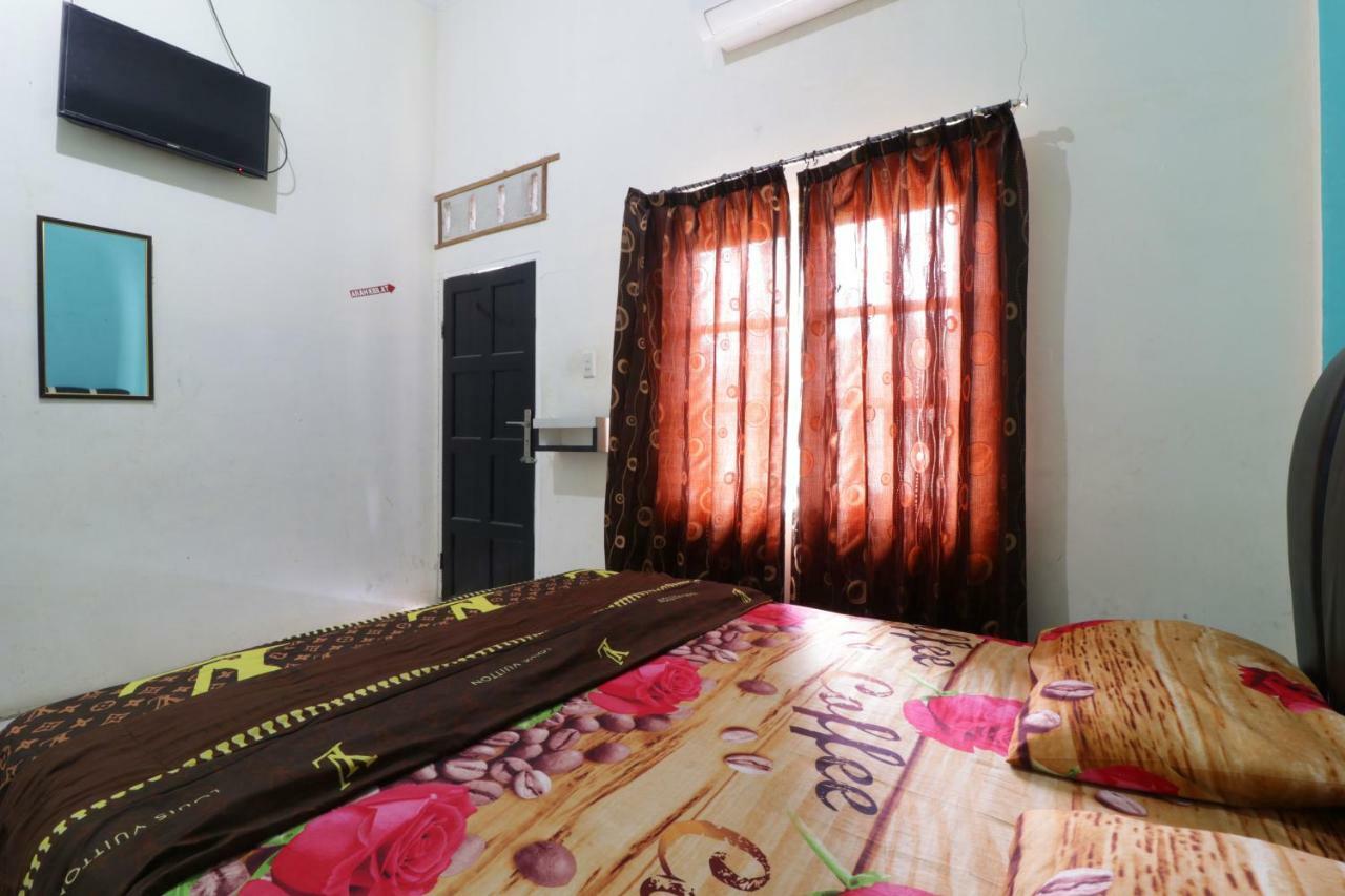 Hotel Graha Soeltan Sunggal Extérieur photo